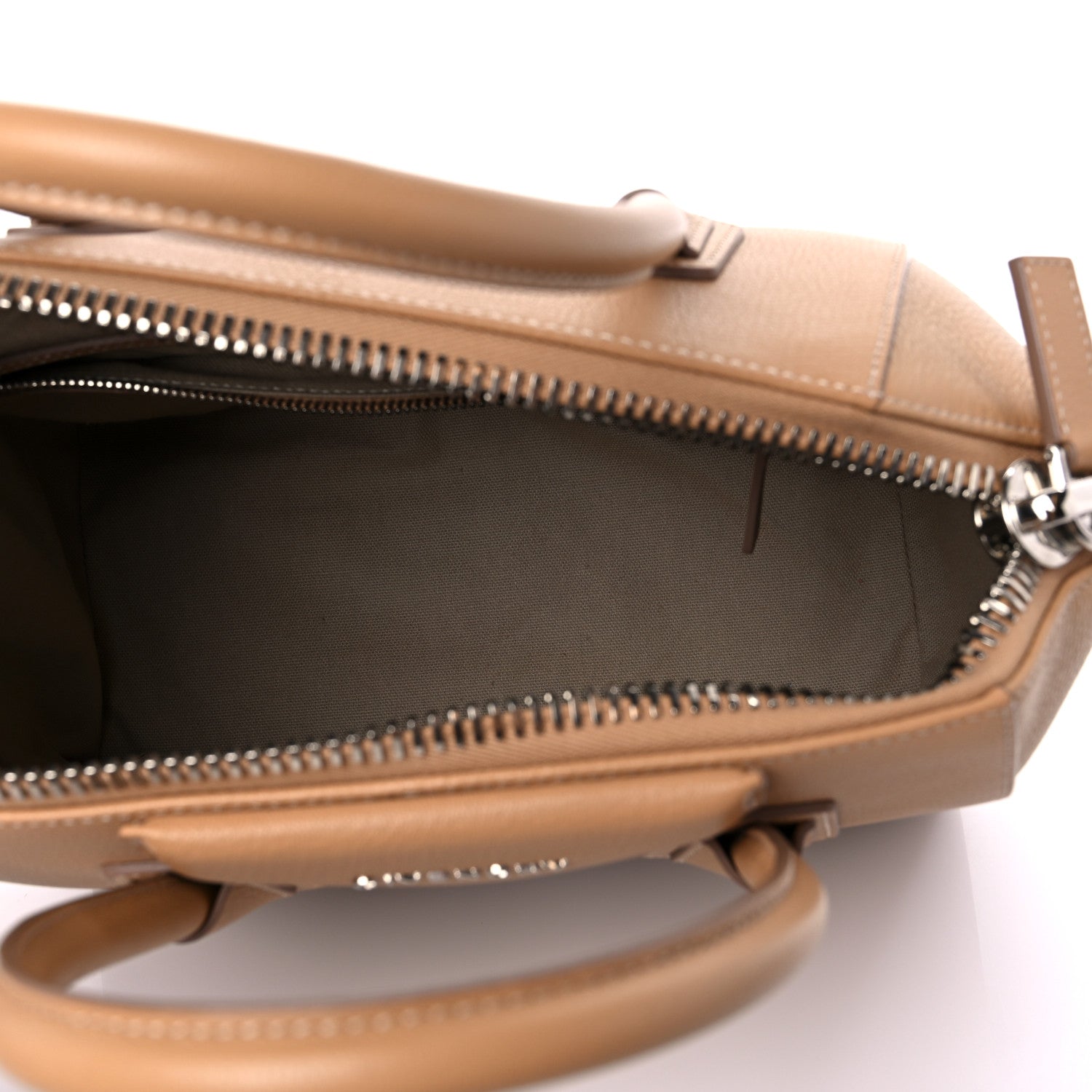 Givenchy Sugar Goatskin Small Antigona Light Beige 4 of 8