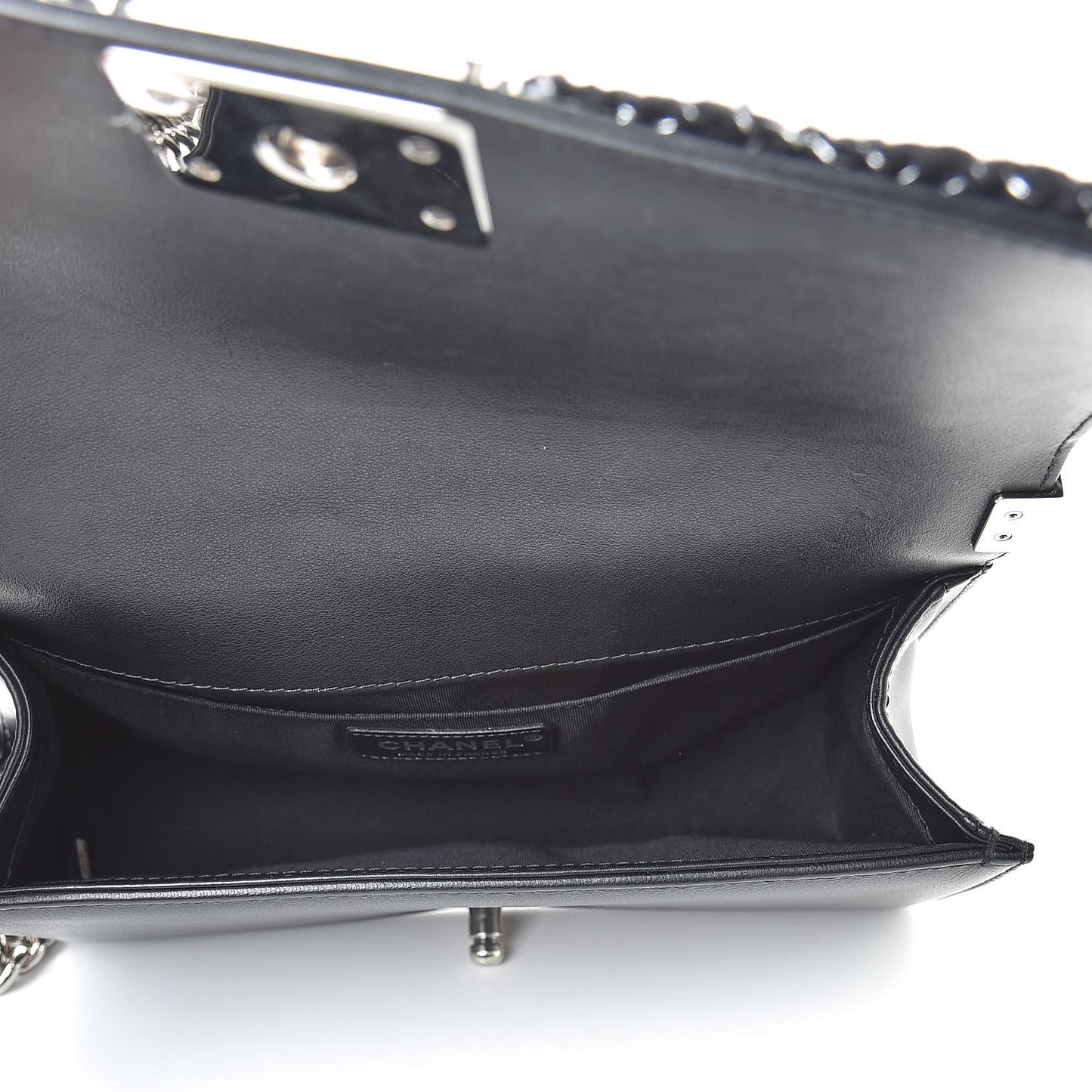 Calfskin Chevron Medium Boy Chained Boy Black