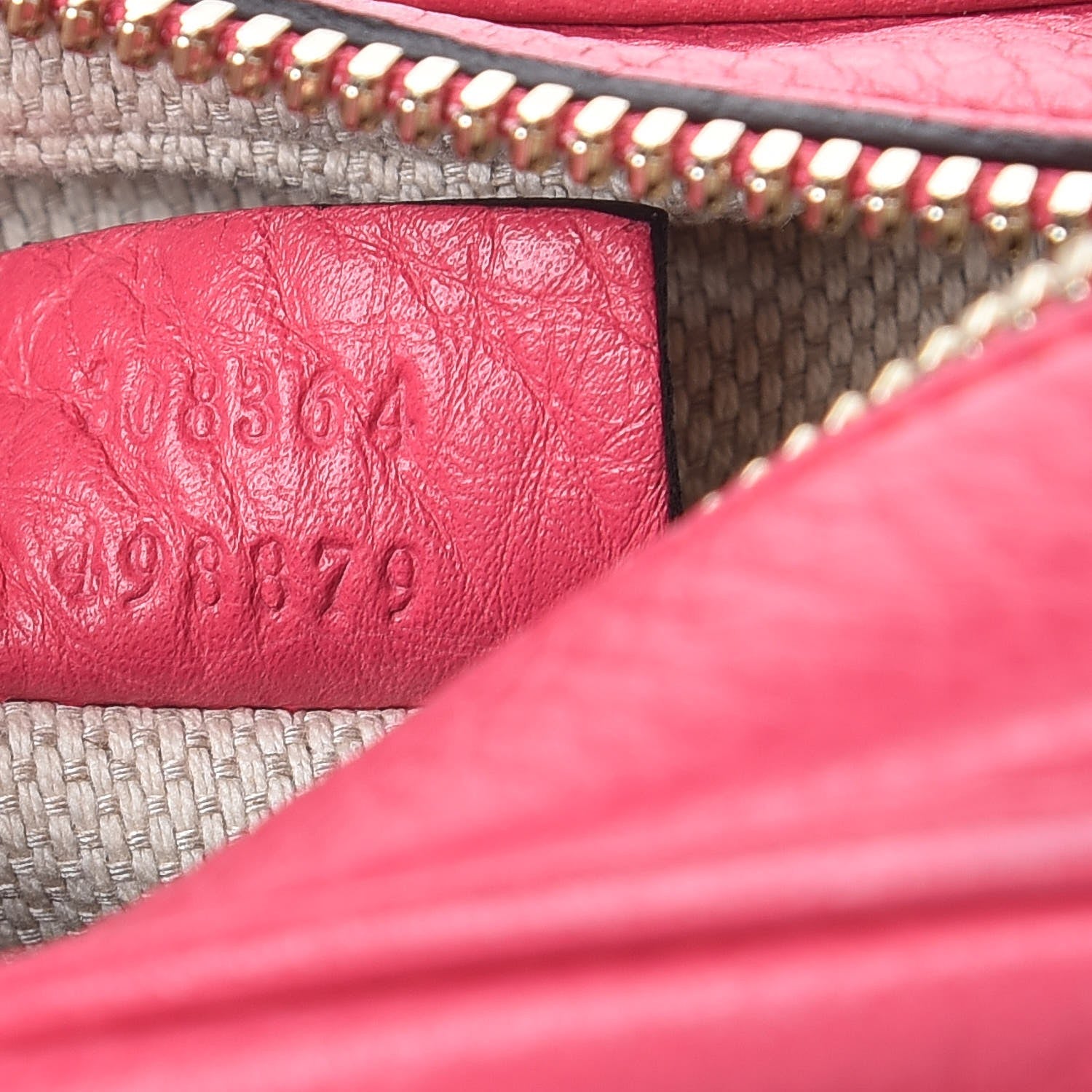Gucci Pebbled Calfskin Small Soho Disco Bag Fuchsia 7 of 7