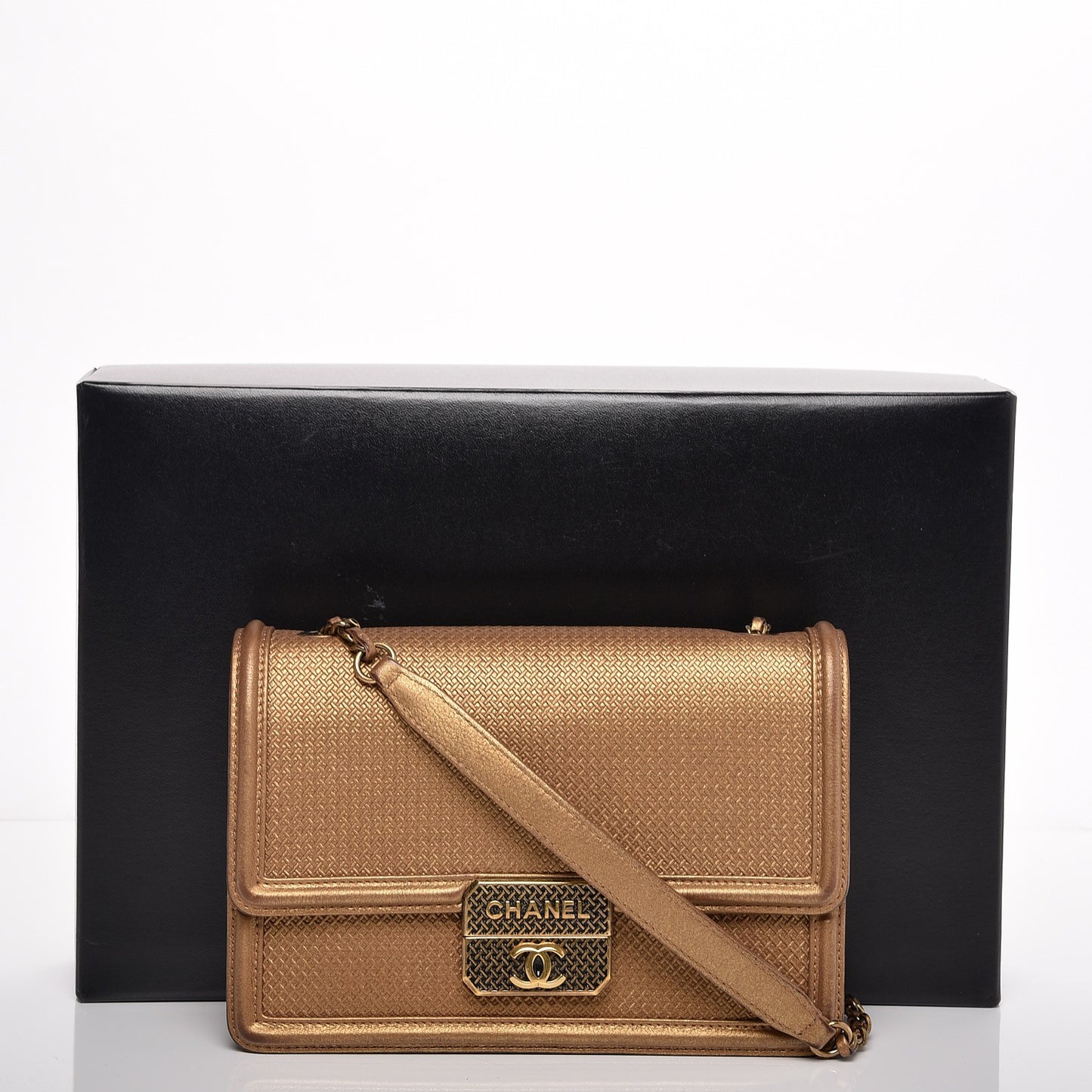 Metallic Calfskin Micro Retro Flap Gold