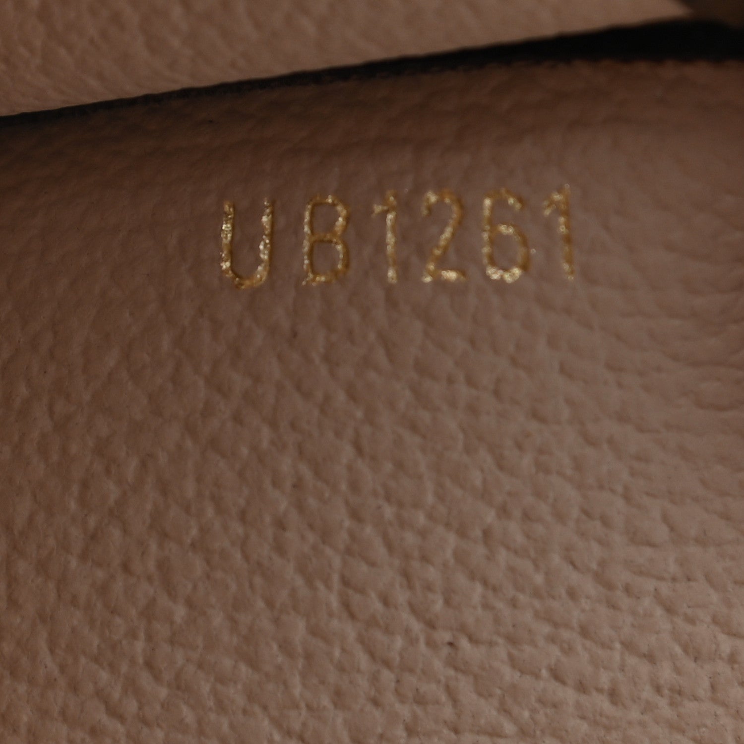 Louis Vuitton Monogram Toiletry Pouch 26 5 of 6