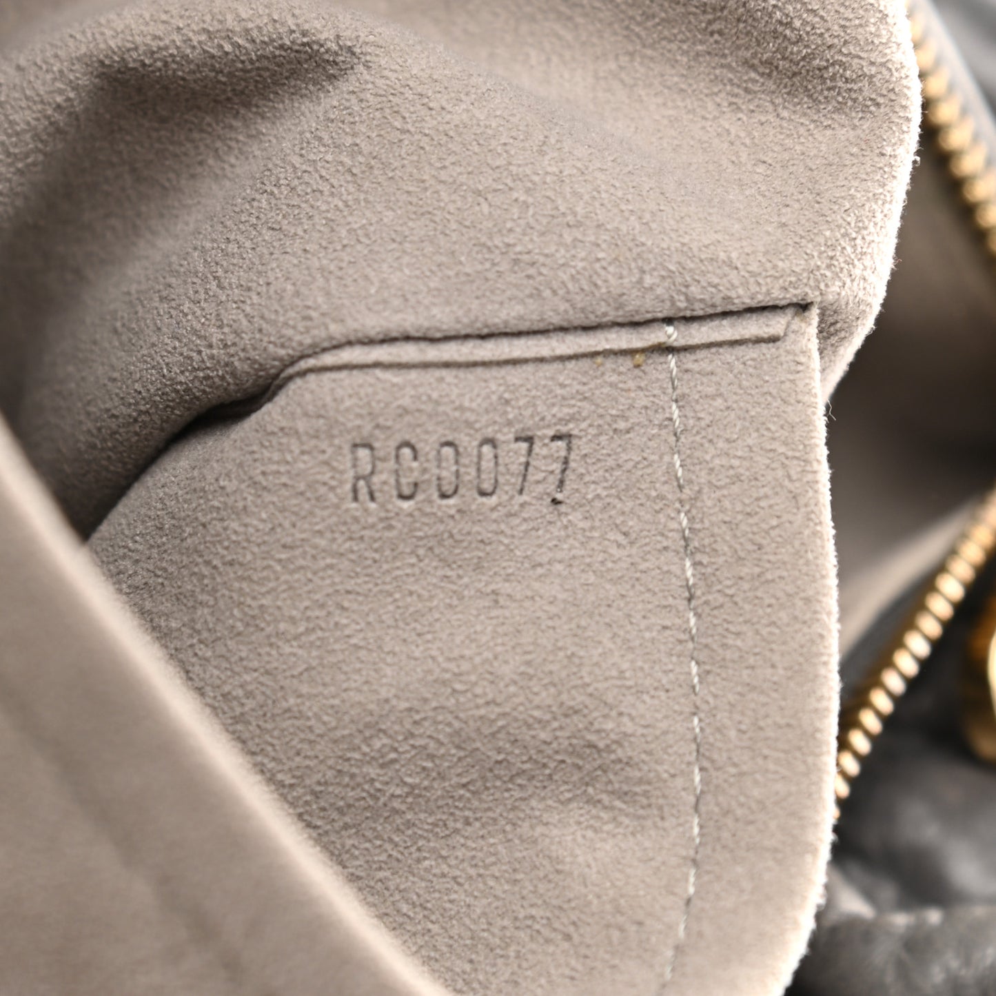 Lambskin Olympe Nimbus PM Anthracite