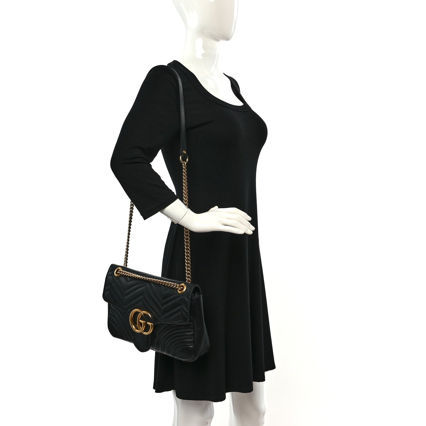 Calfskin Matelasse Medium GG Marmont Shoulder Bag Black
