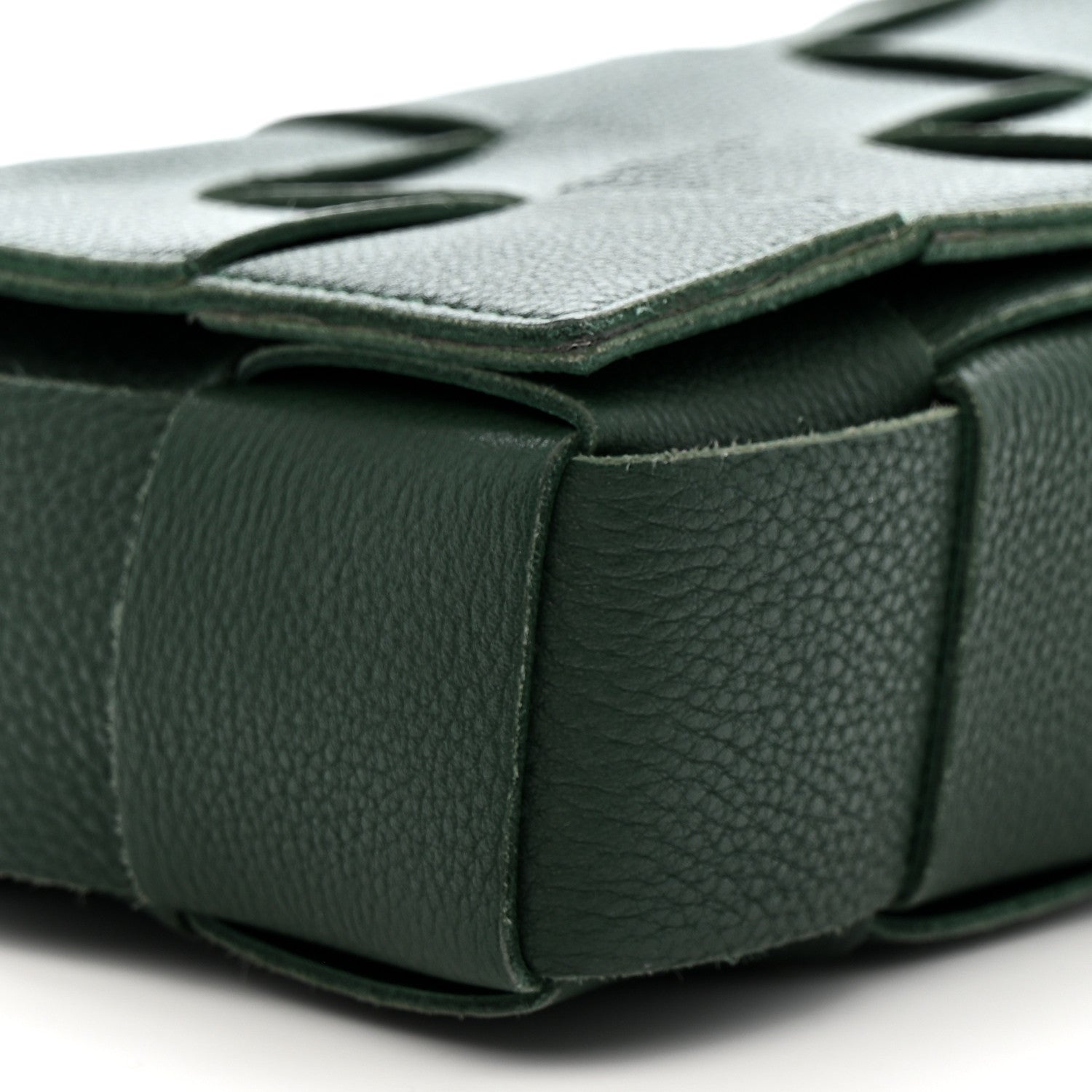 Bottega Veneta Grained Calfskin Maxi Intrecciato Cassette Crossbody Bag Raintree Green 8 of 12