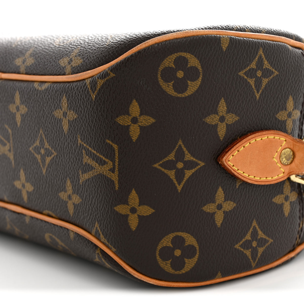 Monogram Blois