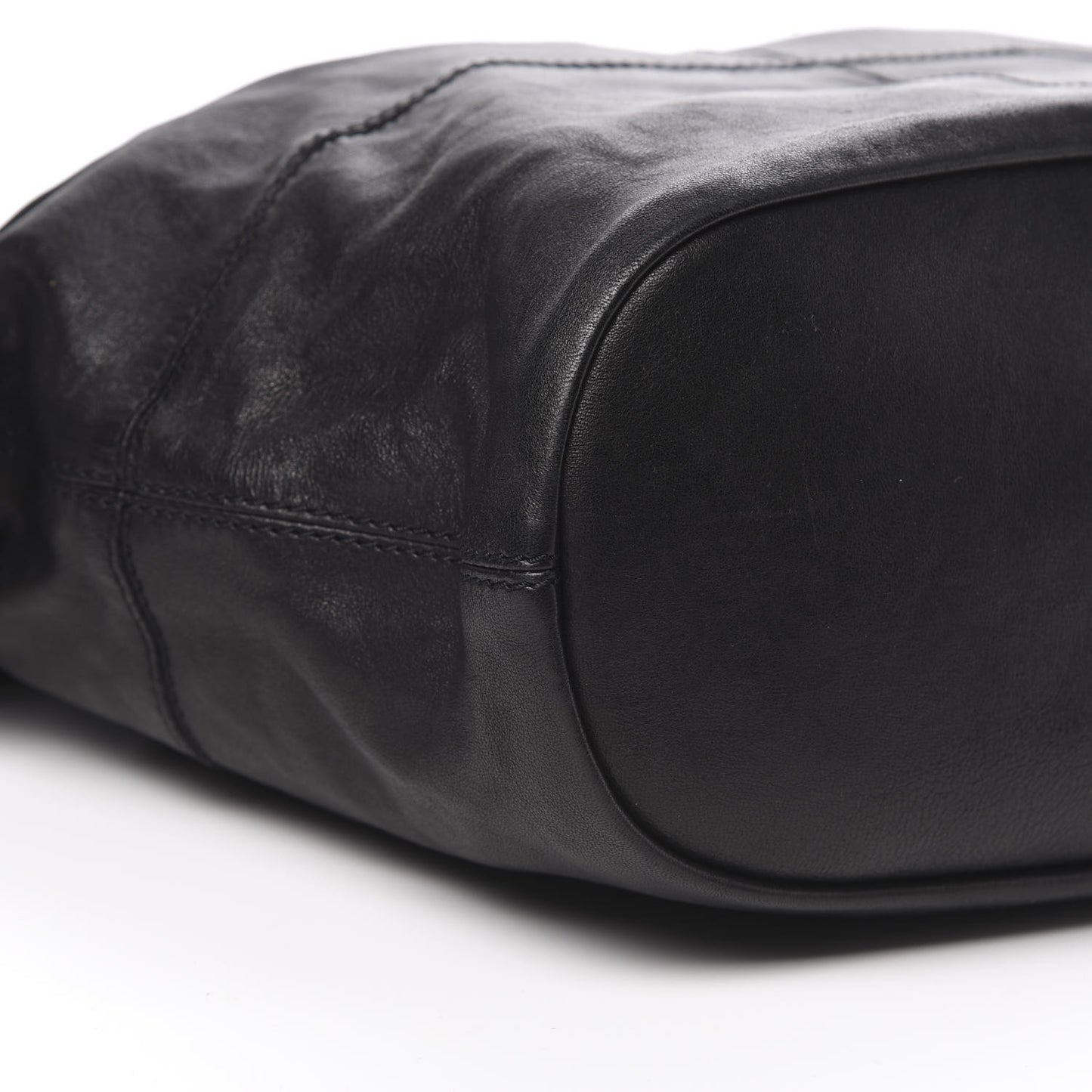 Lambskin Medium Nightingale Black