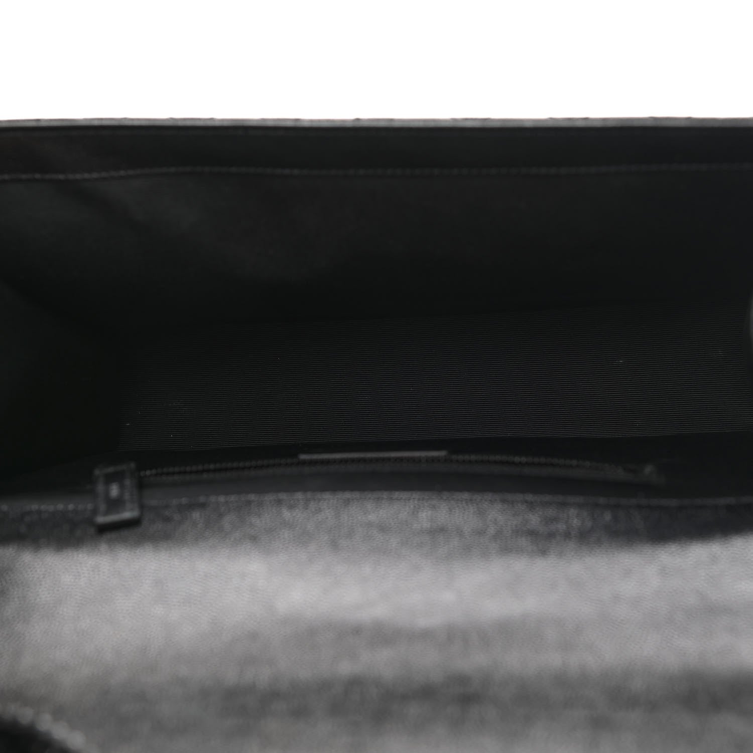 Saint Laurent Grain De Poudre Textured Mixed Matelasse Large Triquilt Monogram Monochrome Satchel Black 5 of 9