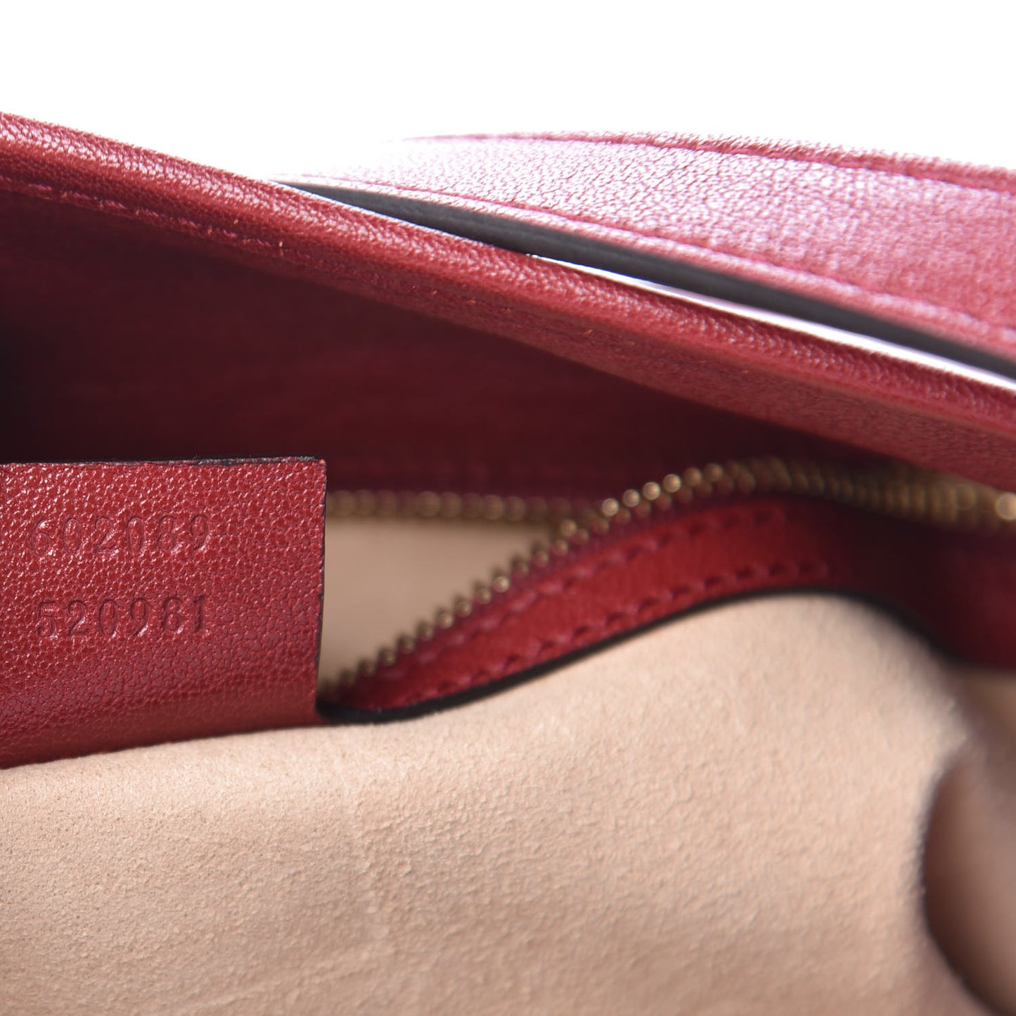 Sakai Be Green Calfskin Horsebit 1955 Cinch Top Messenger Bag New Cherry Red