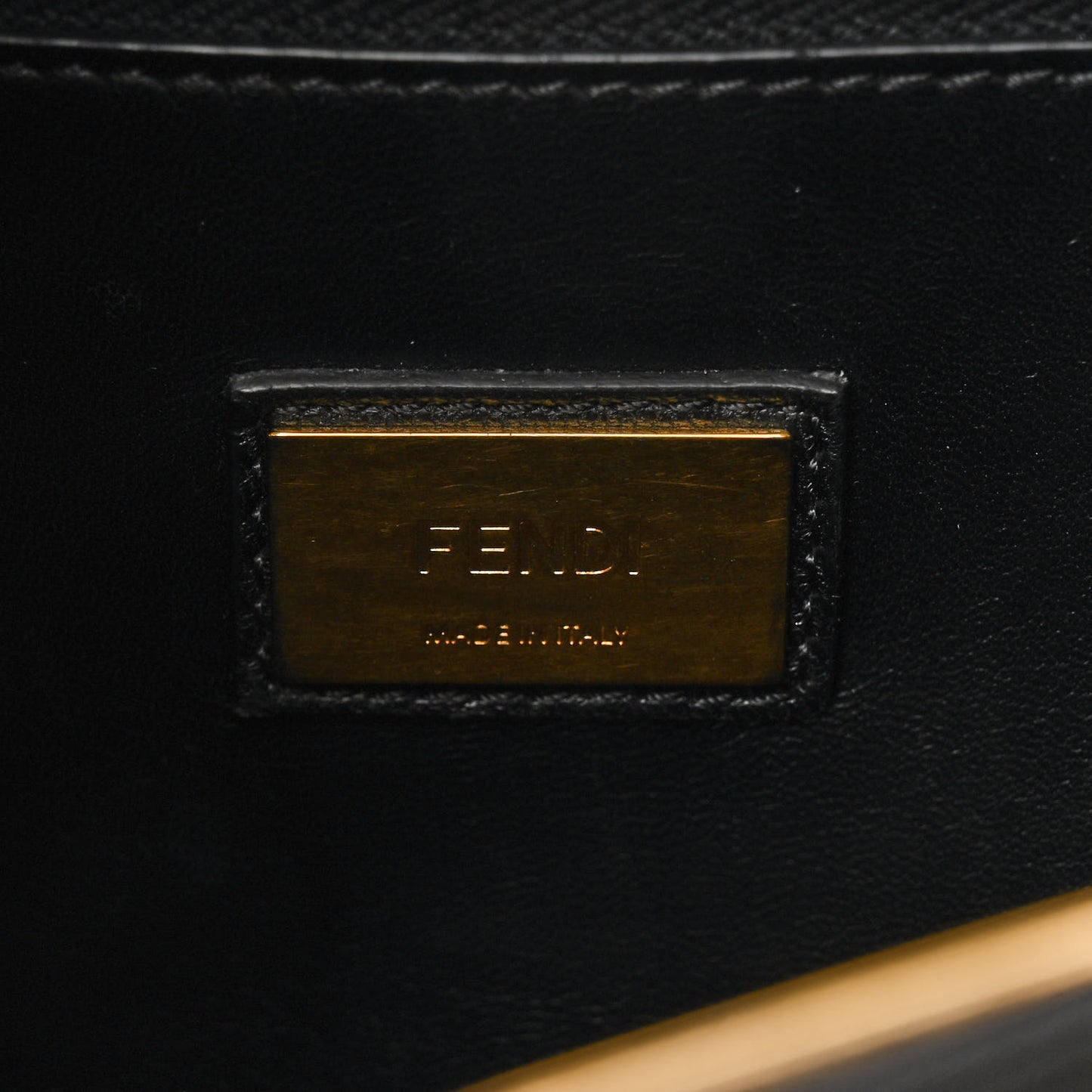 Vitello Seta Shiny Nappa Medium Peekaboo Iconic Satchel Black