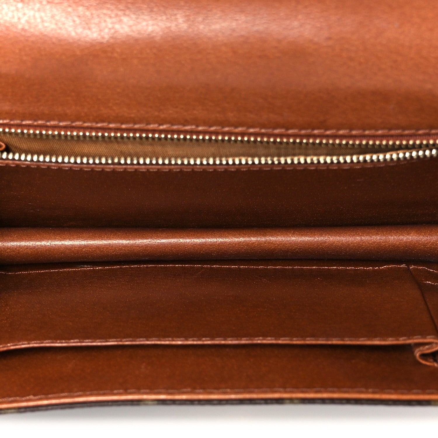Louis Vuitton Monogram Pochette Dame 26 5 of 7