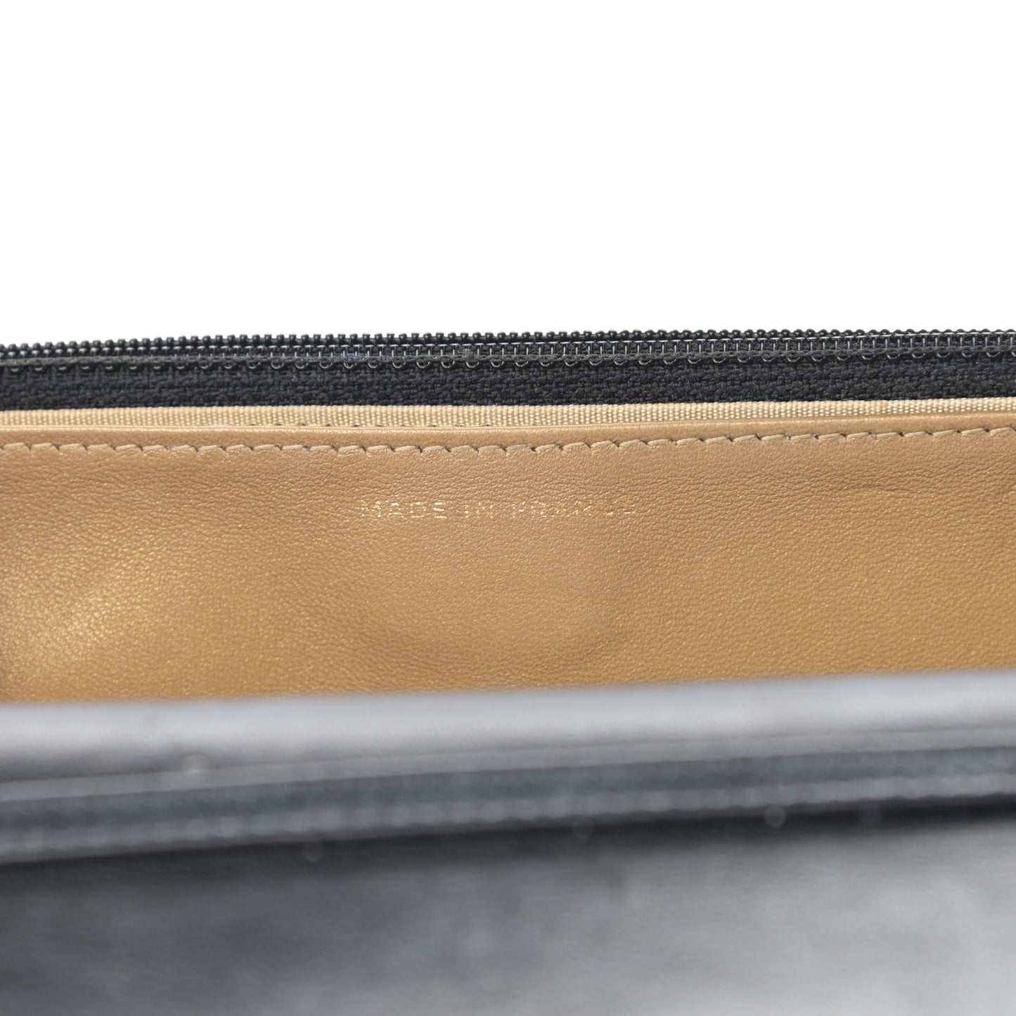 Lambskin Quilted CC Pearl Crush Wallet on Chain WOC Black