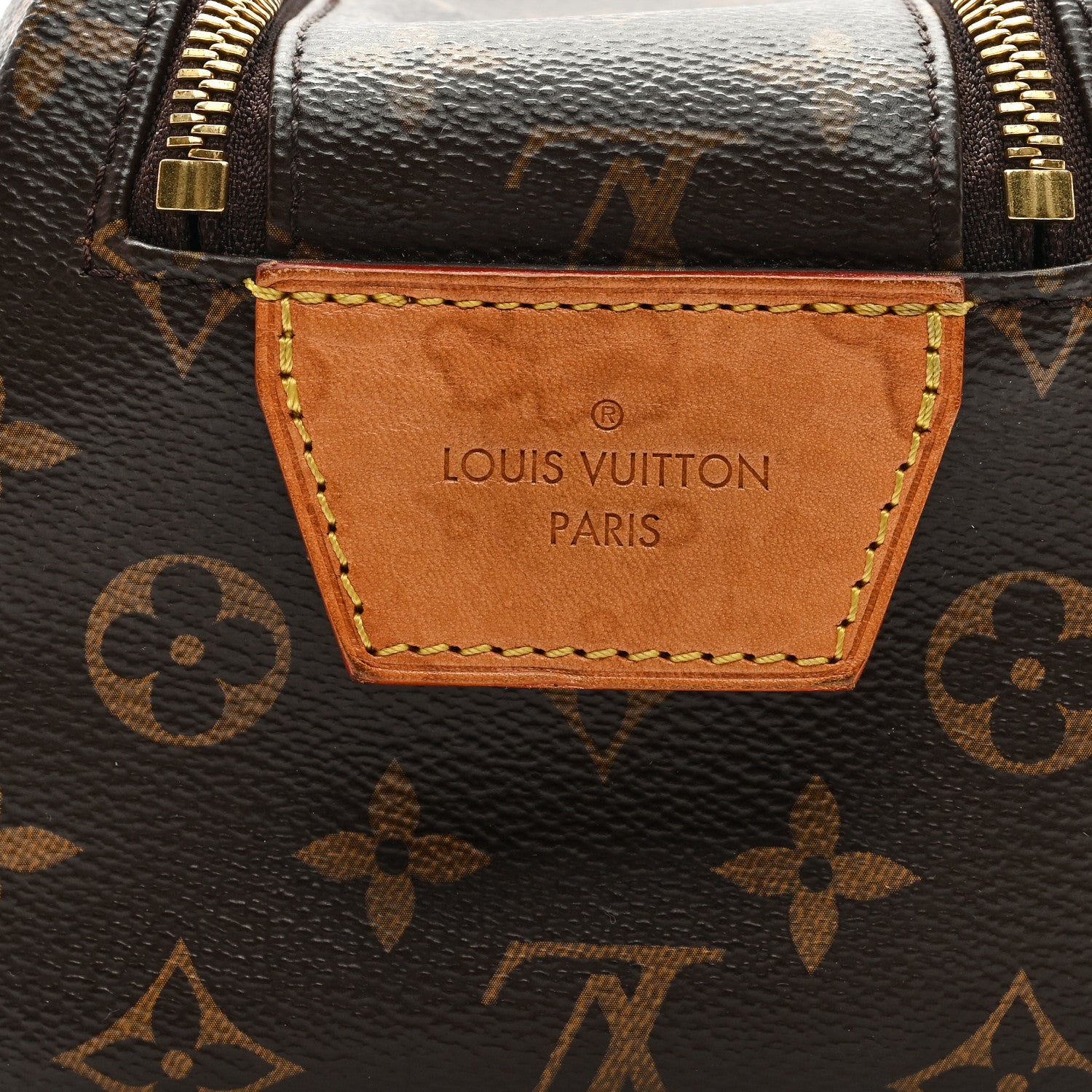 Louis Vuitton Monogram King Size Toiletry Bag 7 of 9