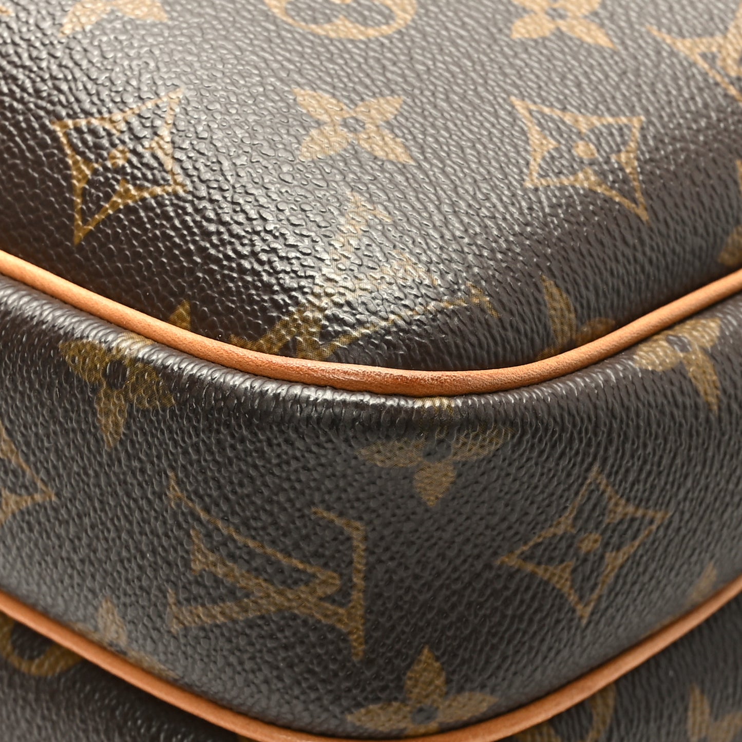 Monogram Reporter PM