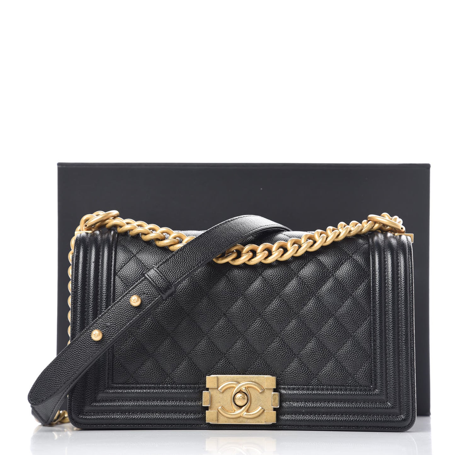 Caviar Quilted Medium Boy Flap Black