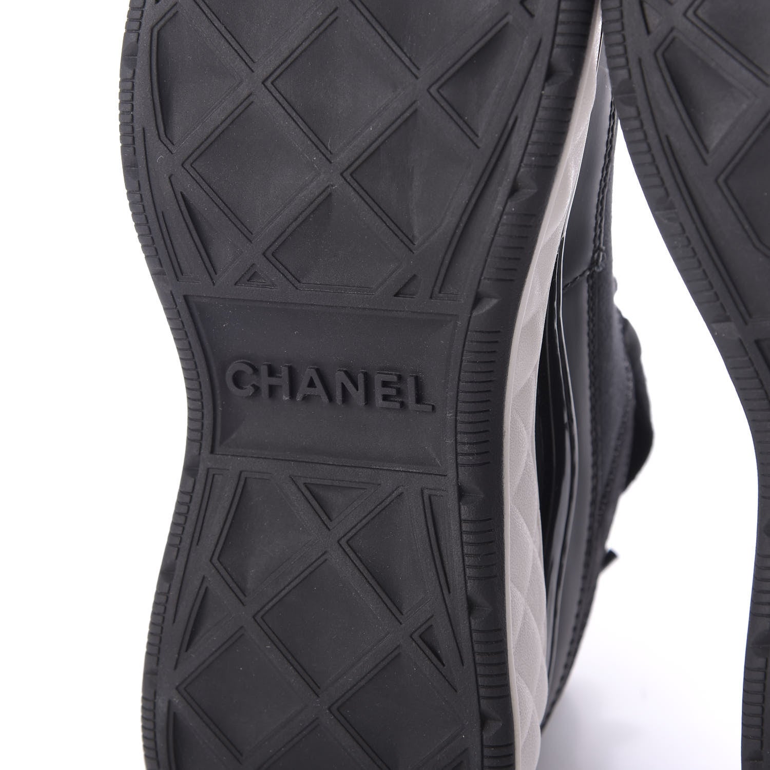 Chanel Velvet Calfskin Mixed Fibers CC Sneakers 37 Black 9 of 11
