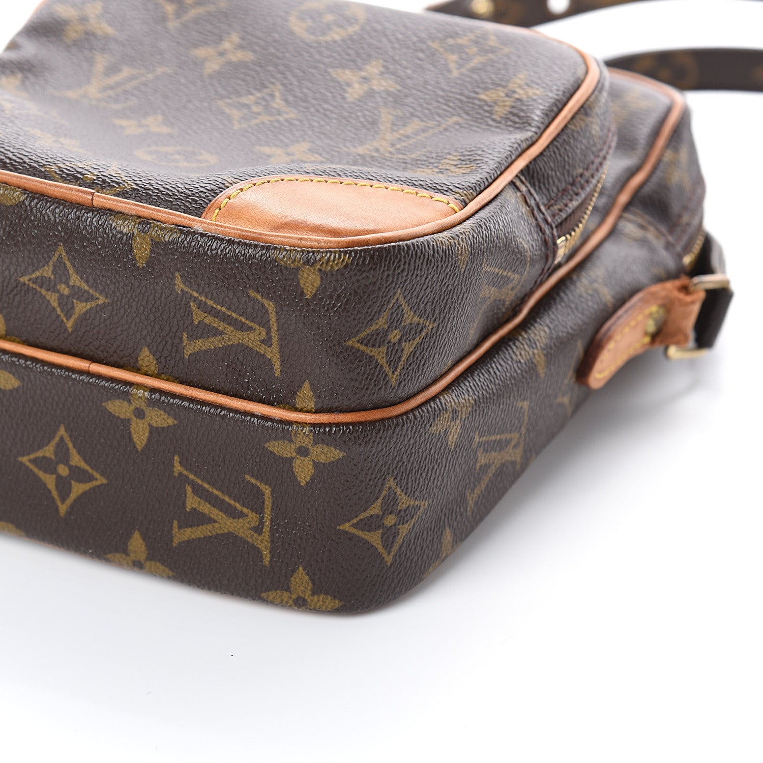 Louis Vuitton Monogram Amazone 7 of 7