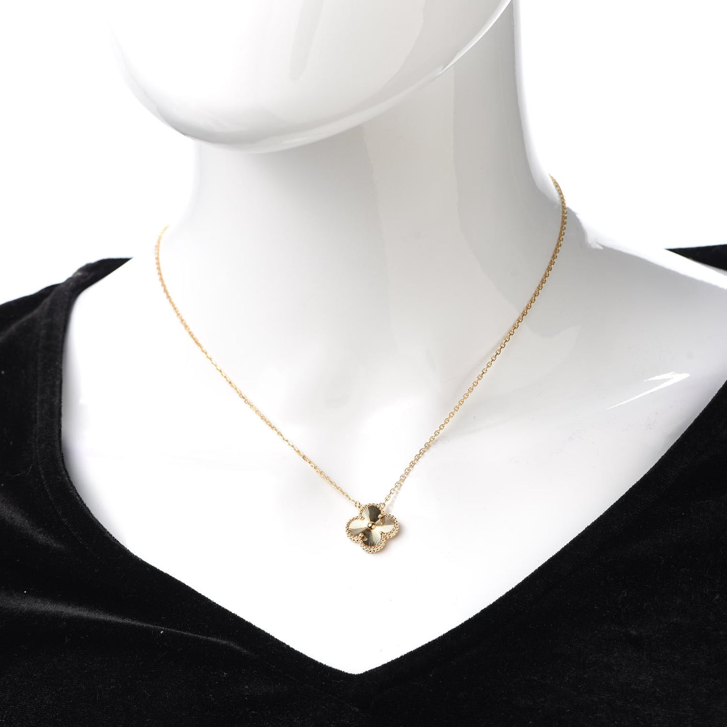 18K Yellow Gold Guilloche Vintage Alhambra Pendant Necklace