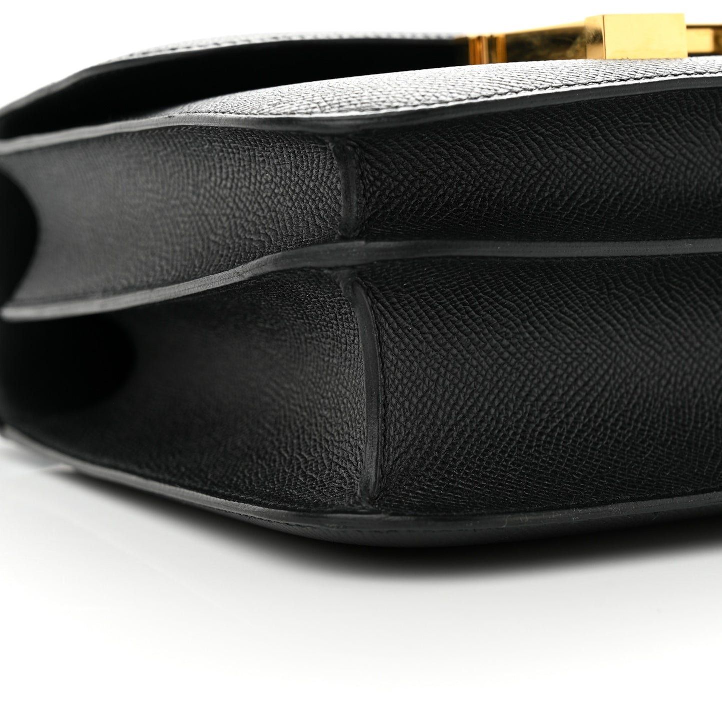 Epsom Constance 24 Black