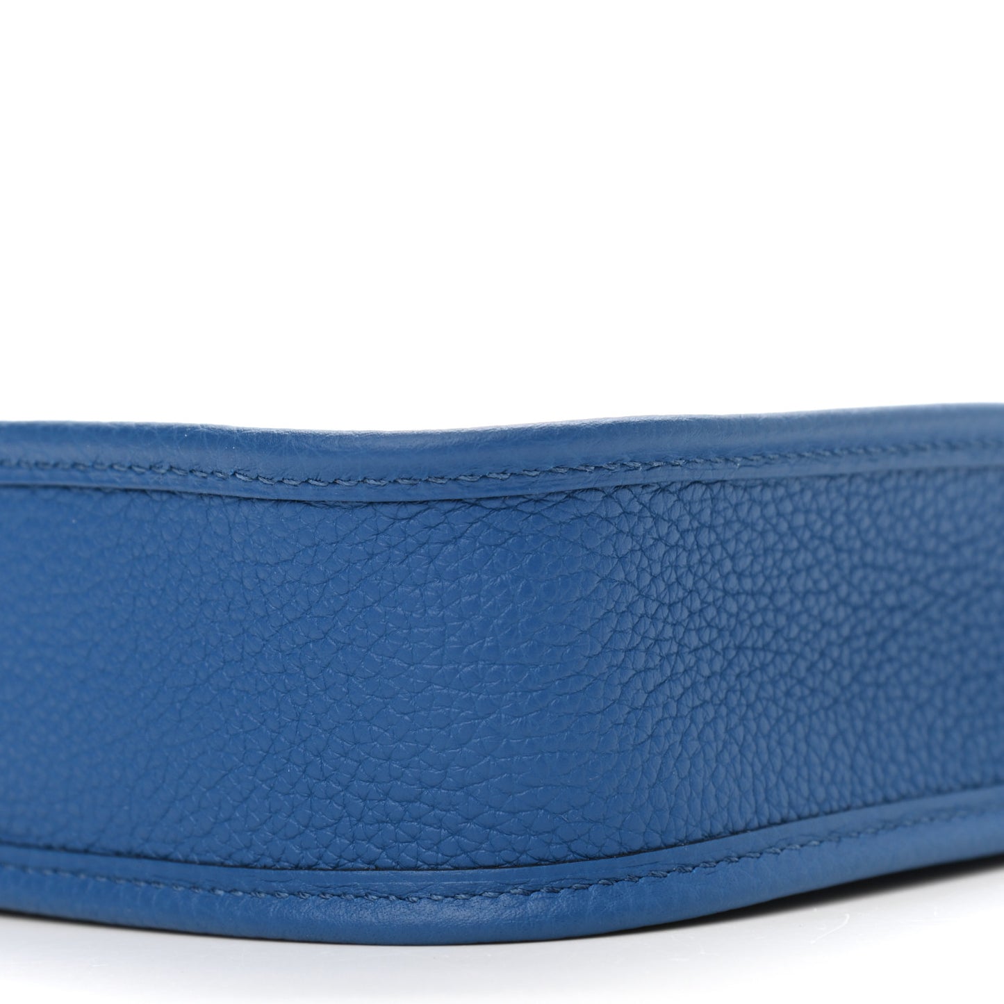 Taurillon Maurice Evelyne TPM Bleu France