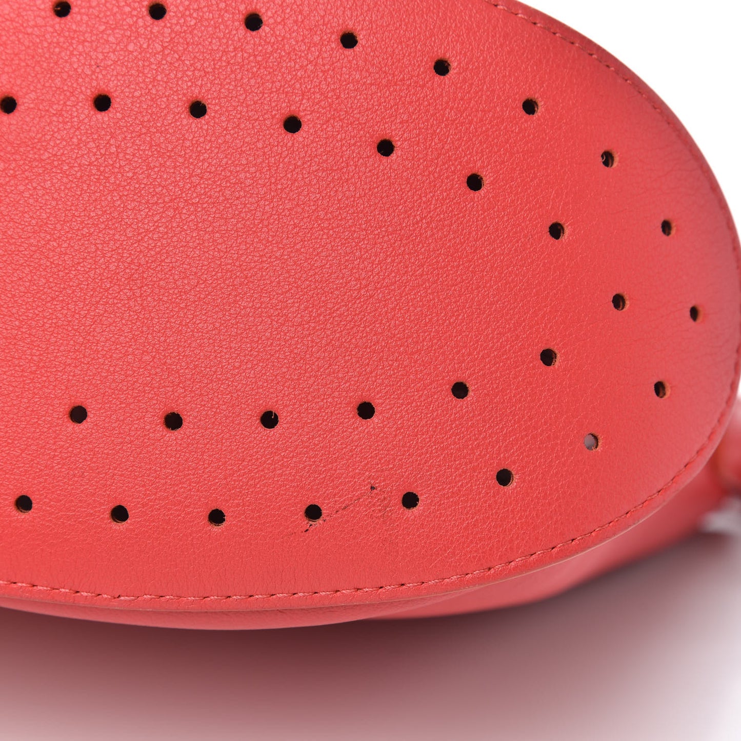 Taurillon Mini Pin Bucket Coral