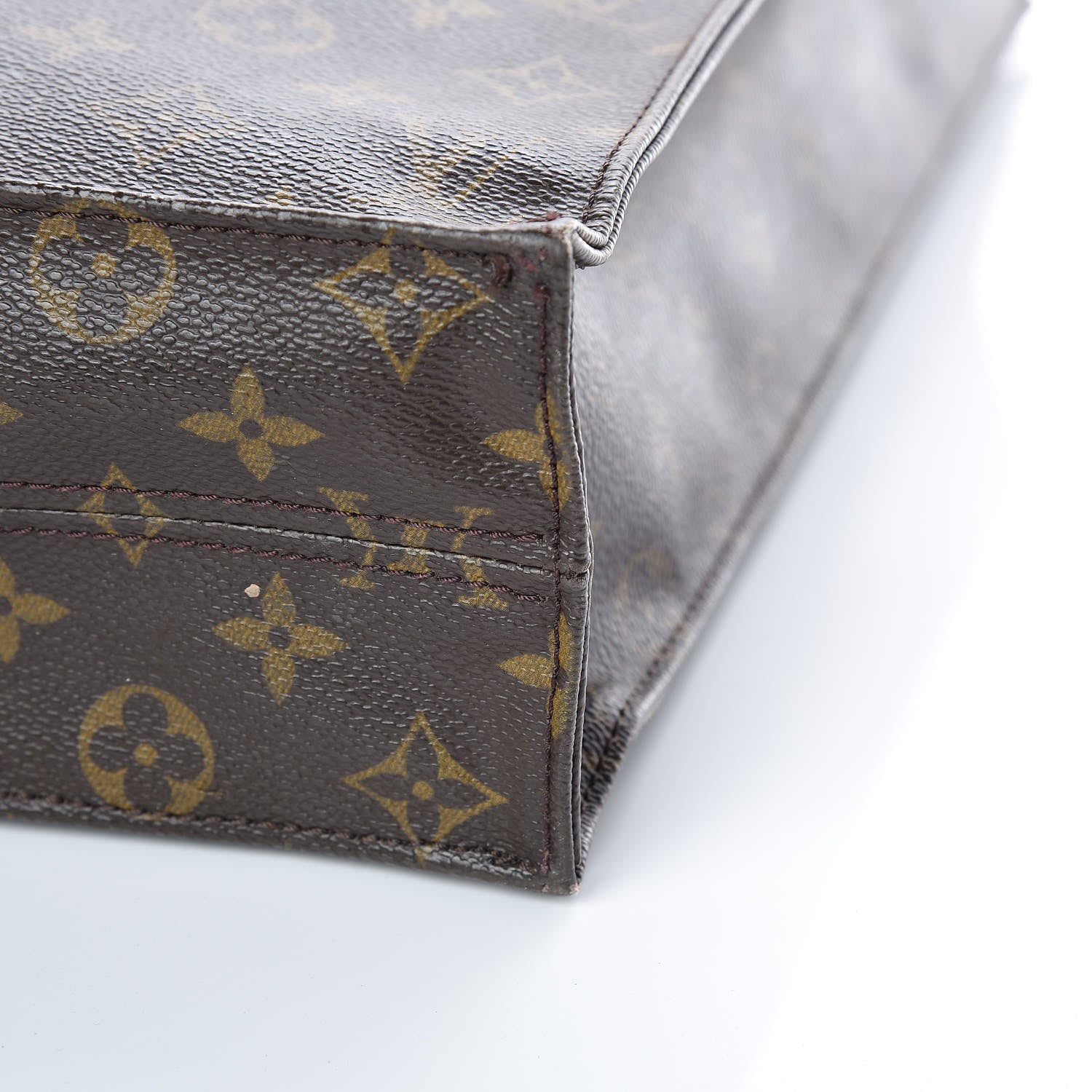 Louis Vuitton Monogram Sac Plat 6 of 24