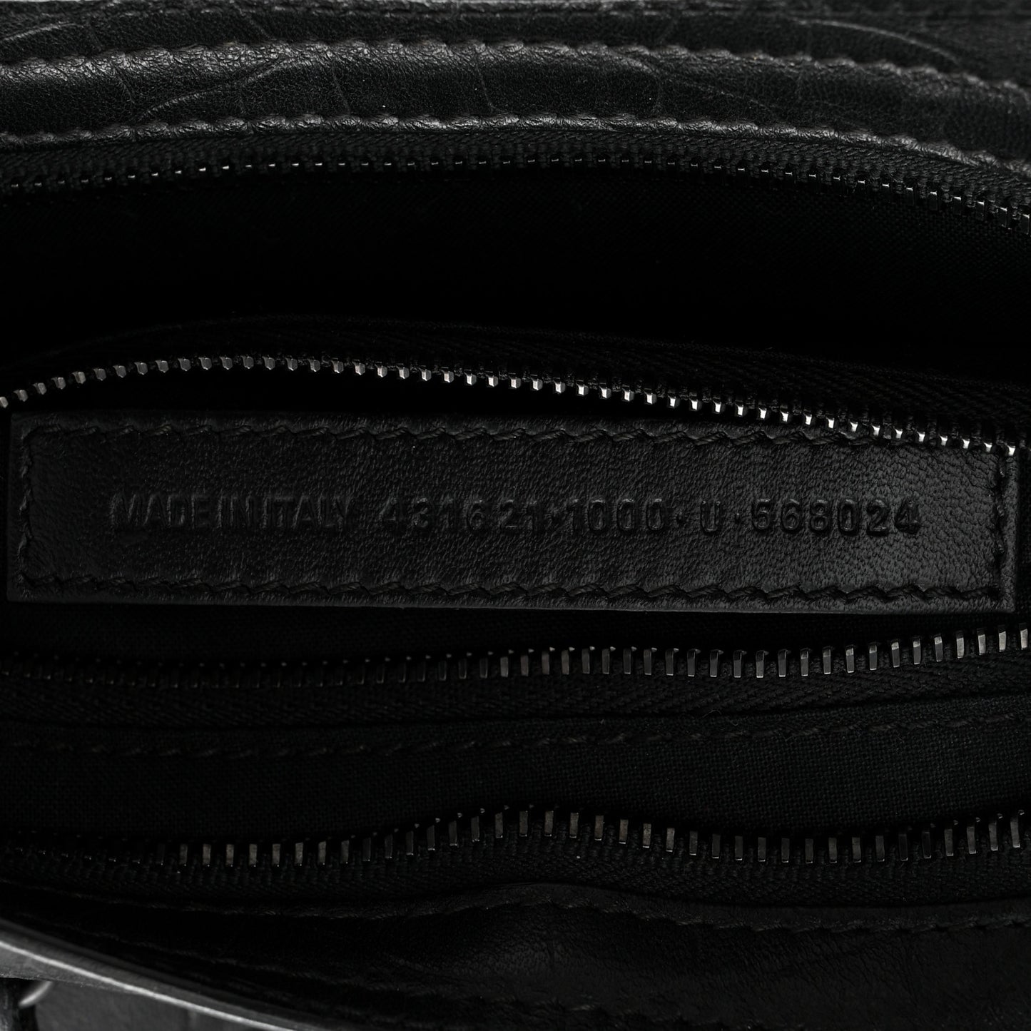 Matte Supple Lambskin Crocodile Embossed Classic Black Hardware S City Black