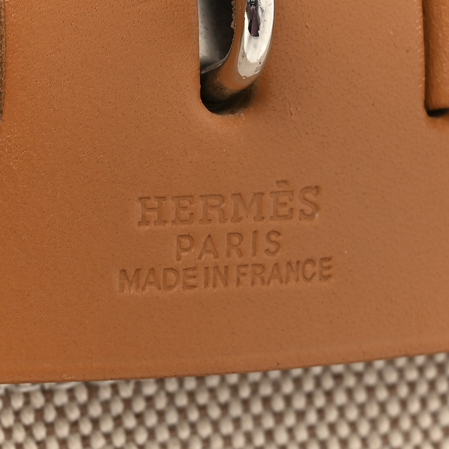 Toile Vache Calfskin Herbag 30 PM Black Natural