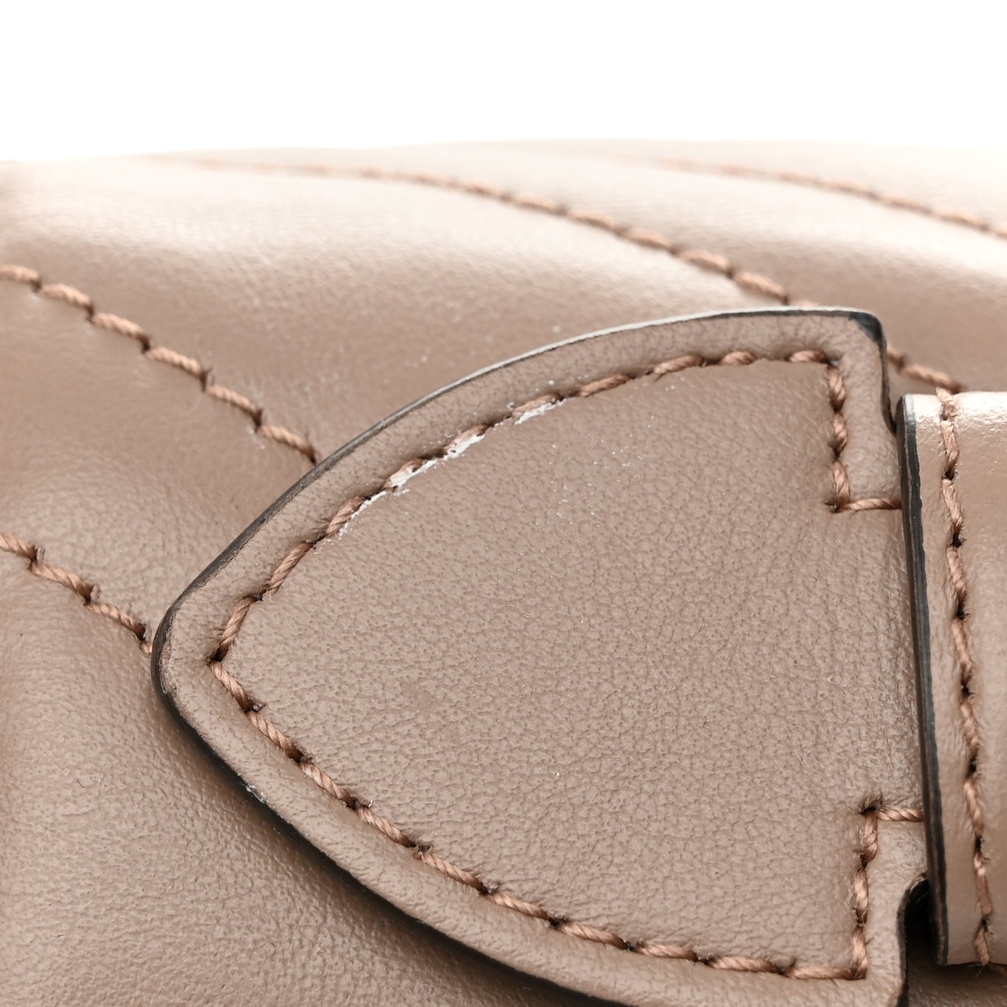 Calfskin Matelasse Small GG Marmont Top Handle Shoulder Bag Porcelain Rose