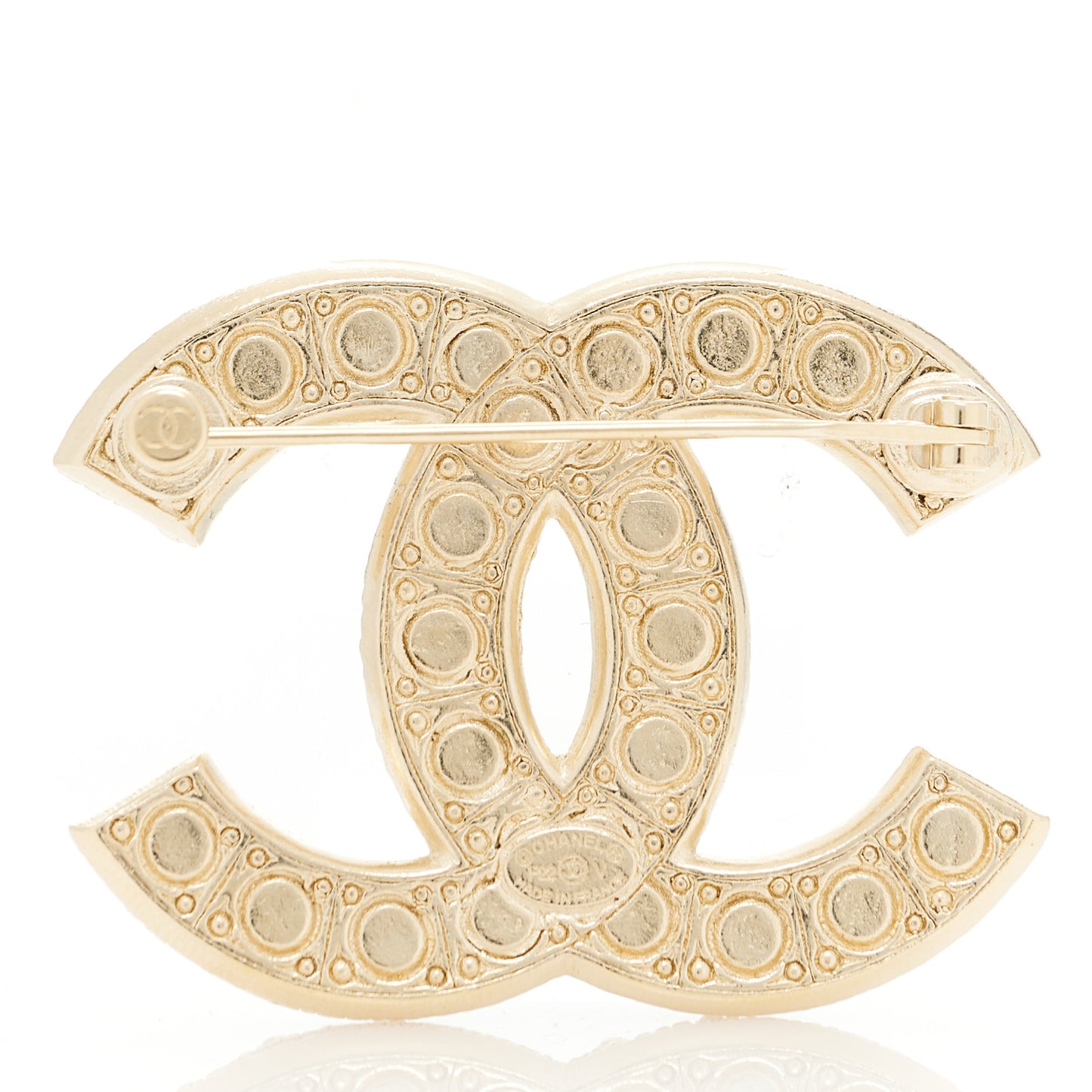 Metal Crystal Graduated Pearl CC Brooch Gold