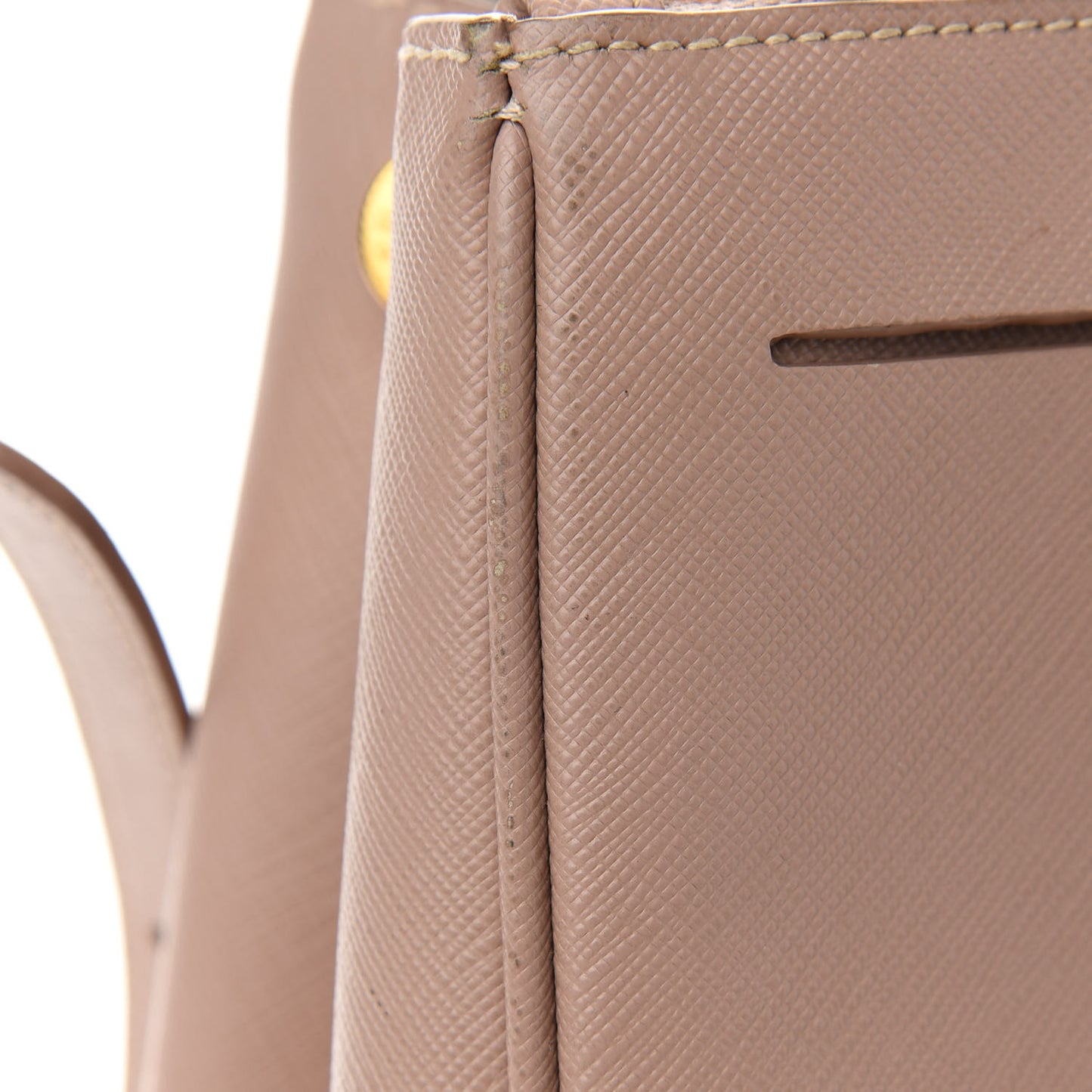 Saffiano Medium Galleria Double Zip Tote Cammeo