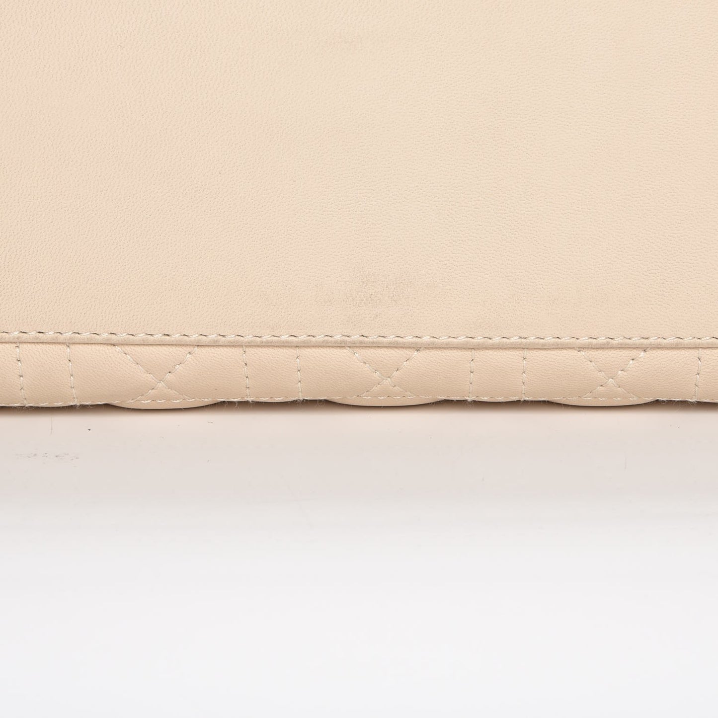 Lambskin Cannage Medium Lady Dior Light Beige