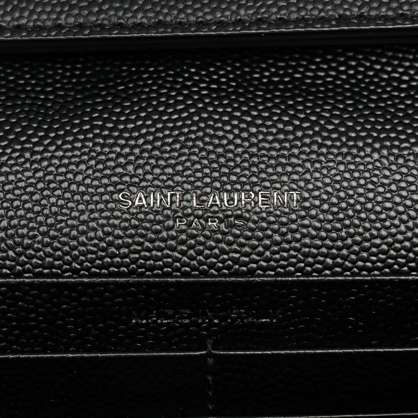 Grain De Poudre Matelasse Chevron Monogram Monochrome Envelope Chain Wallet Black