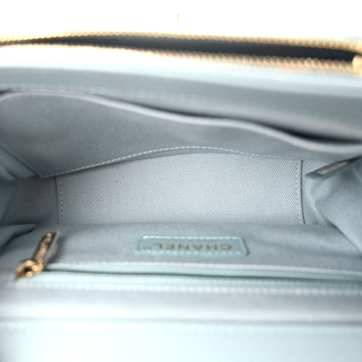 Chanel Caviar Quilted Small Business Affinity Flap Light Blue 4 of 10