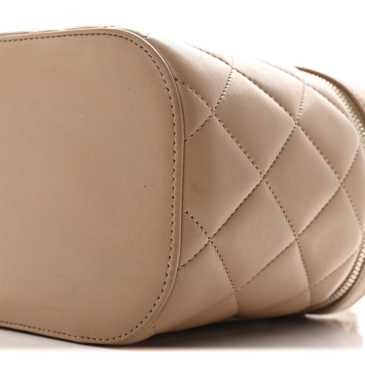 Chanel Lambskin Quilted Trendy Vanity Case Beige 10 of 11