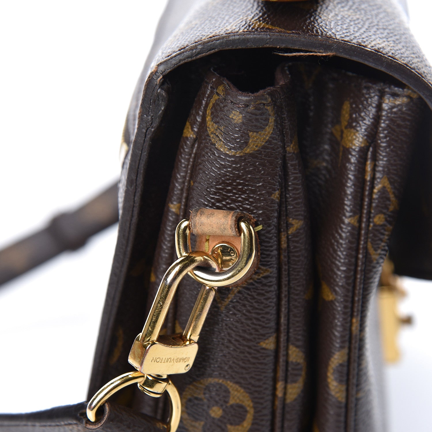 Louis Vuitton Monogram Pochette Metis 9 of 20