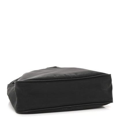 Prada Nylon Re-Edition 2005 Shoulder Bag Black 4 of 14