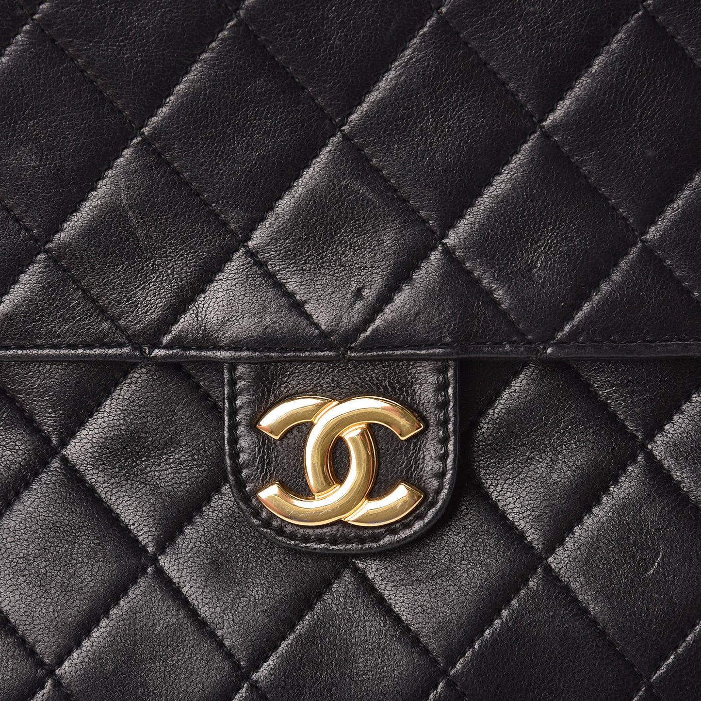 Lambskin Quilted Medium Single Flap Black