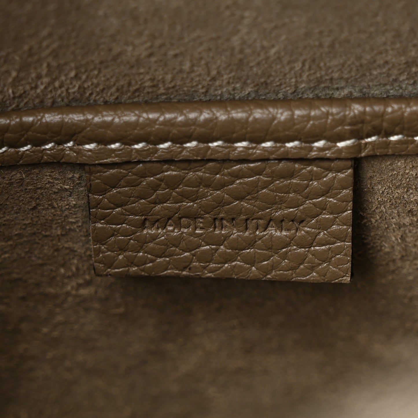 Drummed Calfskin Nano Luggage Souris
