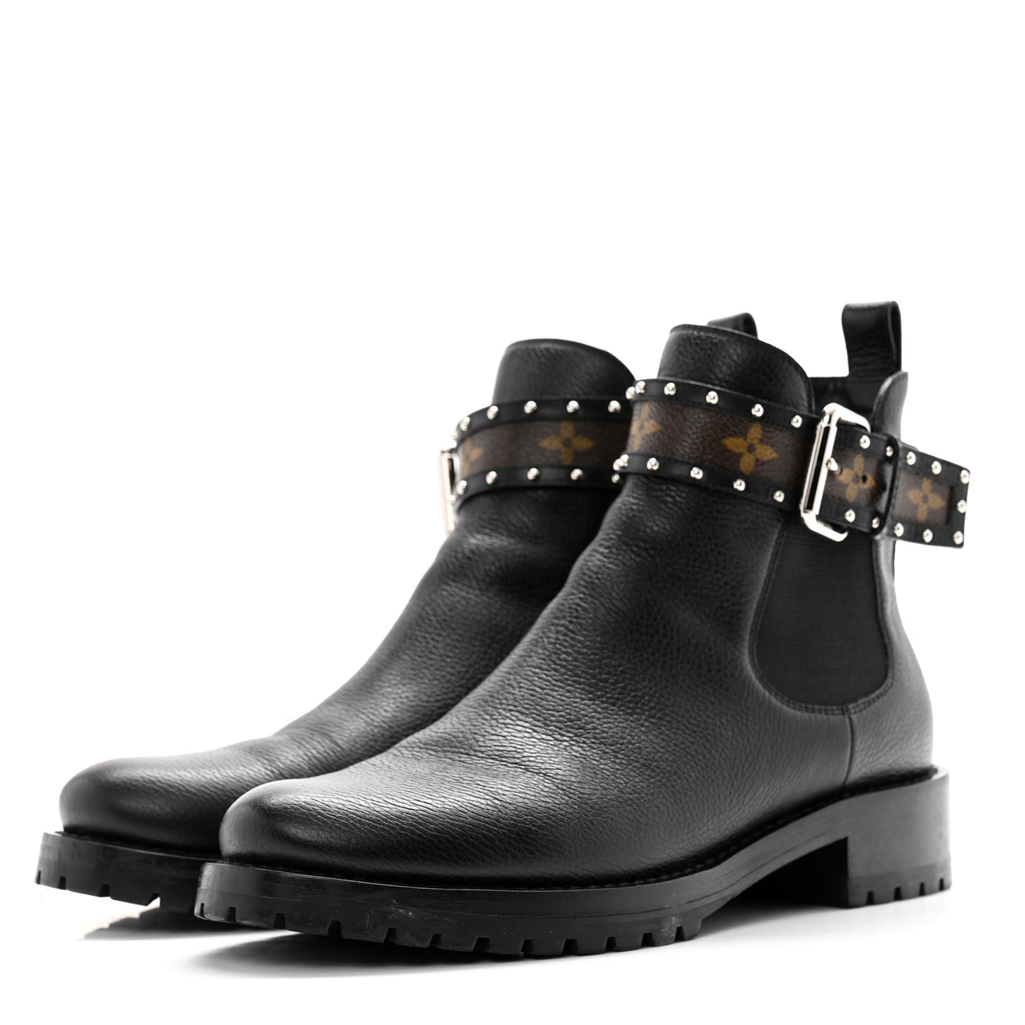 Grained Calfskin Monogram Discovery Flat Ankle Boots 40