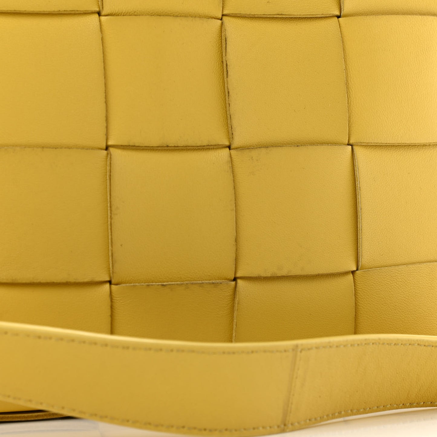 Lambskin Maxi Intrecciato Cassette Messenger Buttercup Yellow