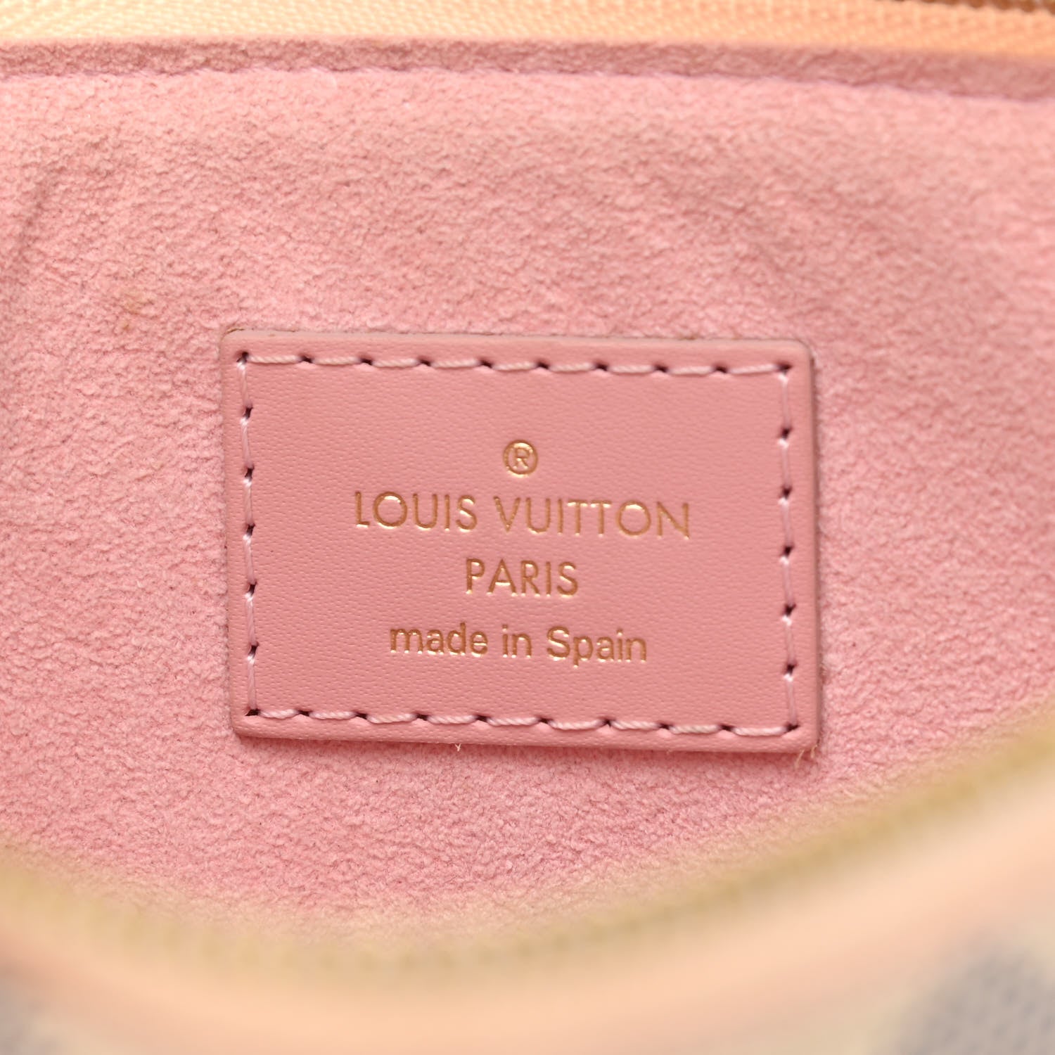 Louis Vuitton Damier Azur City Pouch 12 of 14