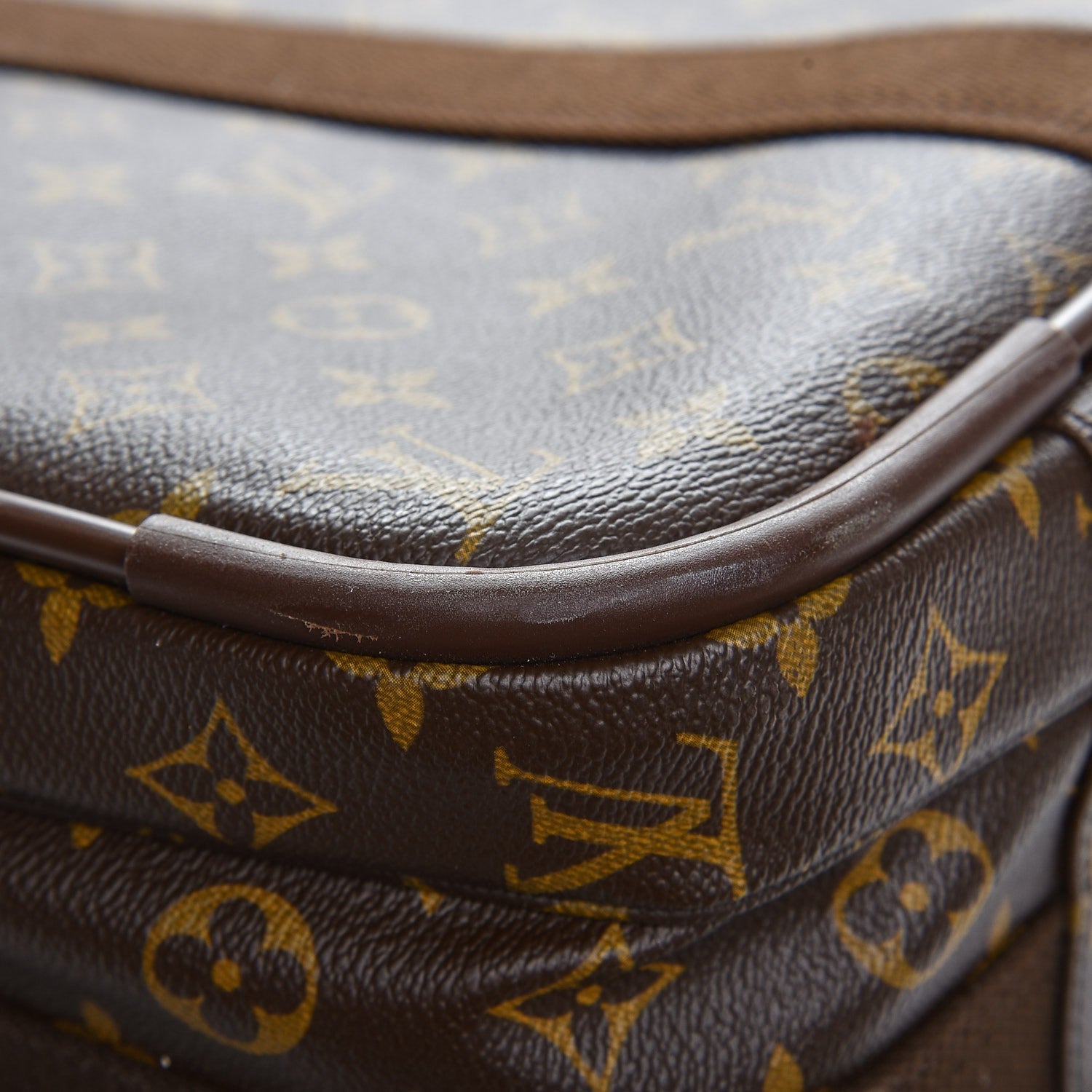 Louis Vuitton Monogram Satellite 70 7 of 8