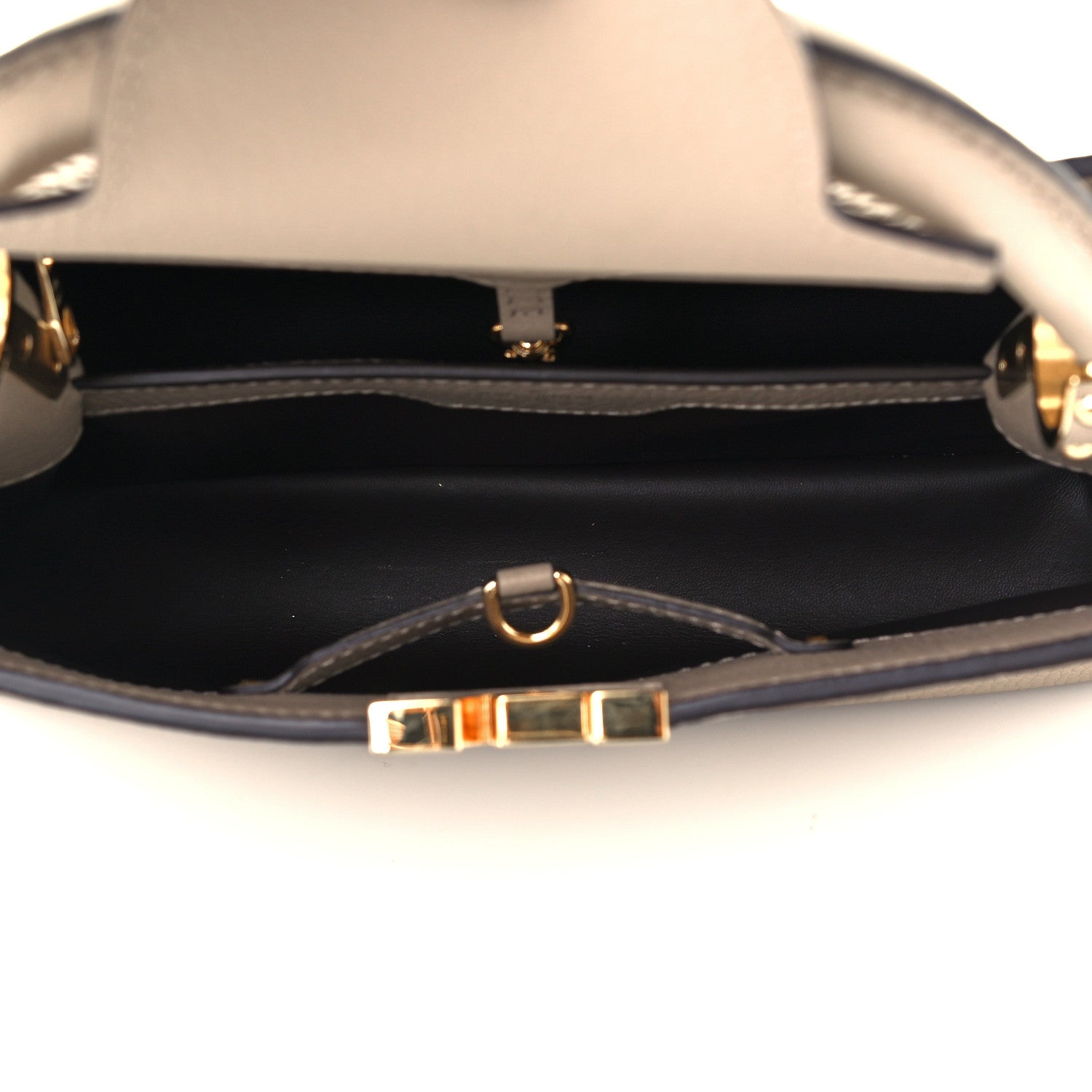 Louis Vuitton Taurillon Capucines MM Galet 10 of 17