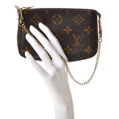 Louis Vuitton Monogram Mini Pochette Accessories 2 of 8