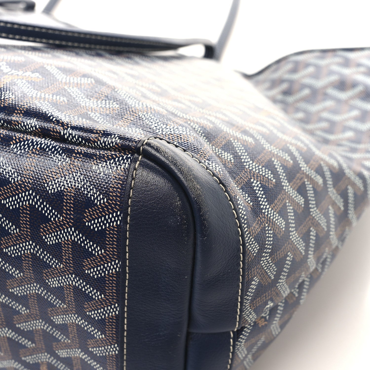 Goyard Goyardine Artois MM Navy 11 of 11