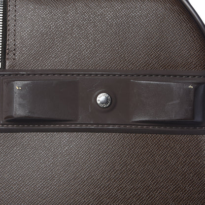 Louis Vuitton Taiga Pegase 55 Grizzli 19 of 21