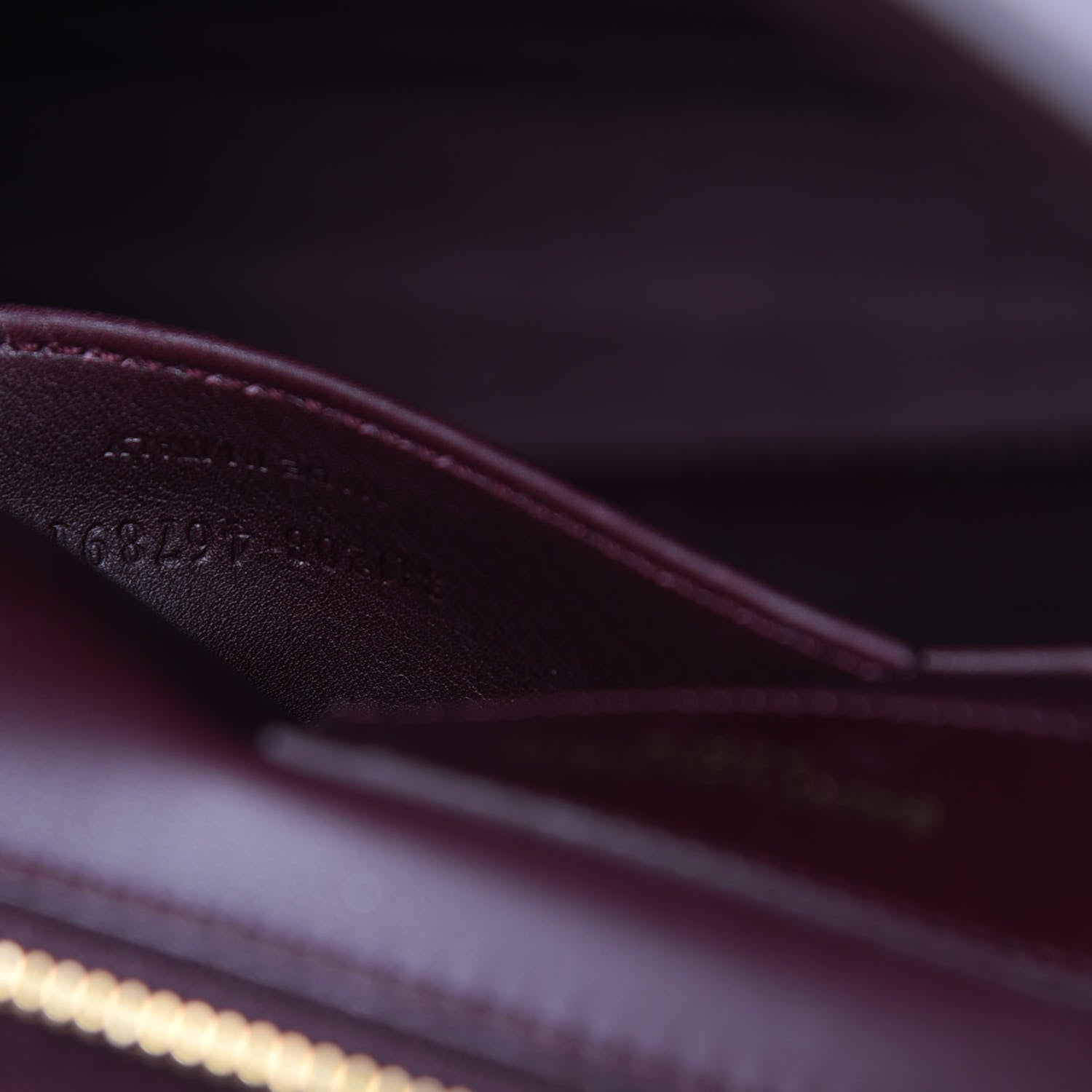 Saint Laurent Calfskin Medium Classic Y Cabas Bordeaux 7 of 17