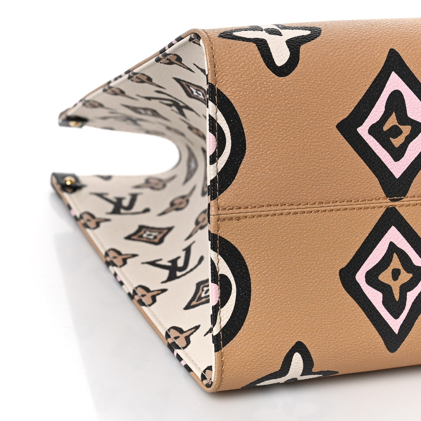 Monogram Giant Wild At Heart Onthego GM Arizona
