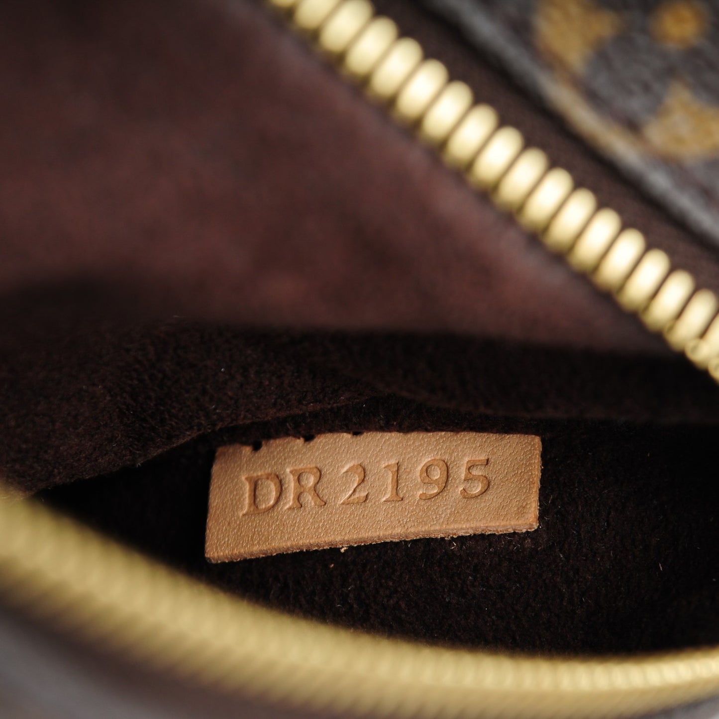 Monogram Pochette Metis