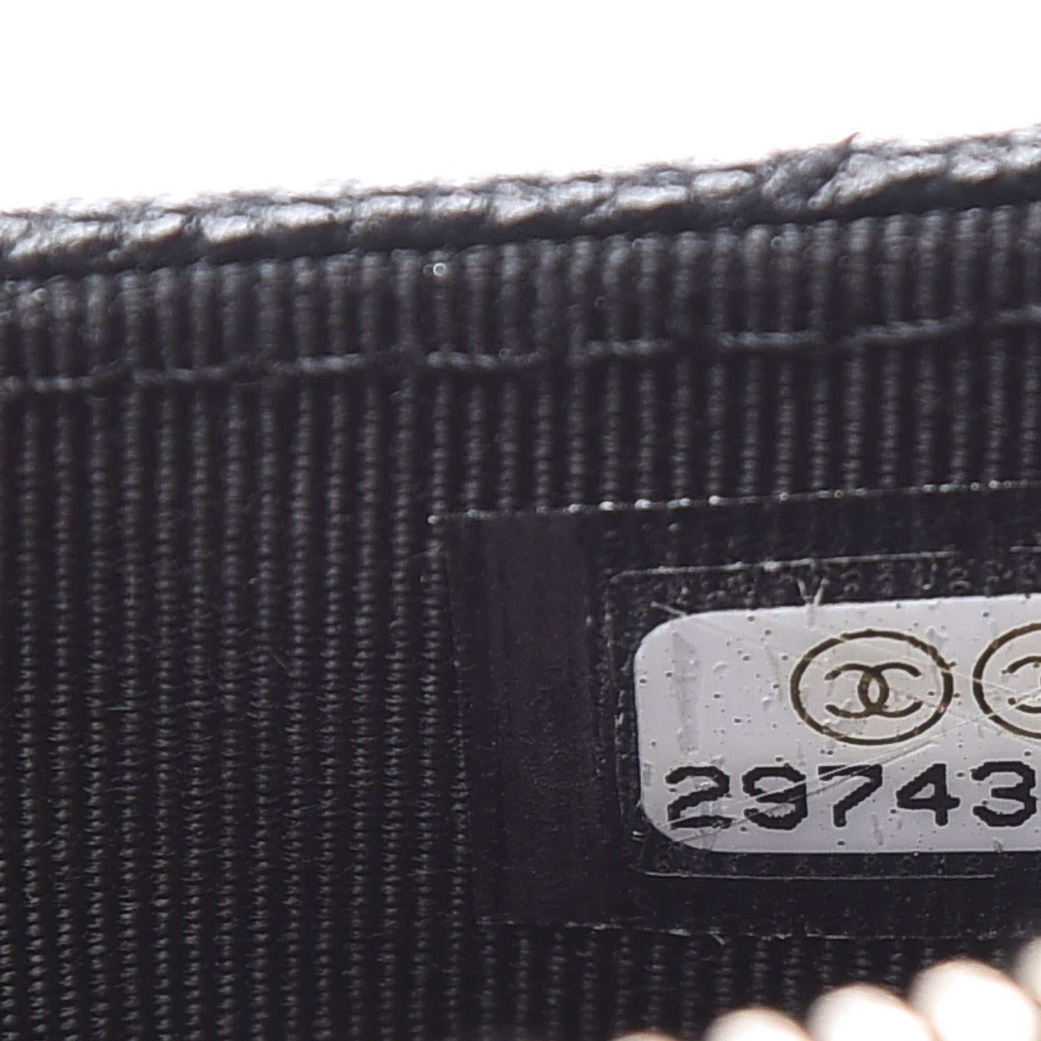 Chanel Caviar Quilted CC Zip Card Holder Black 8 of 9